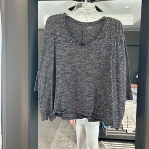LOFT Charcoal Heathered V-Neck Top